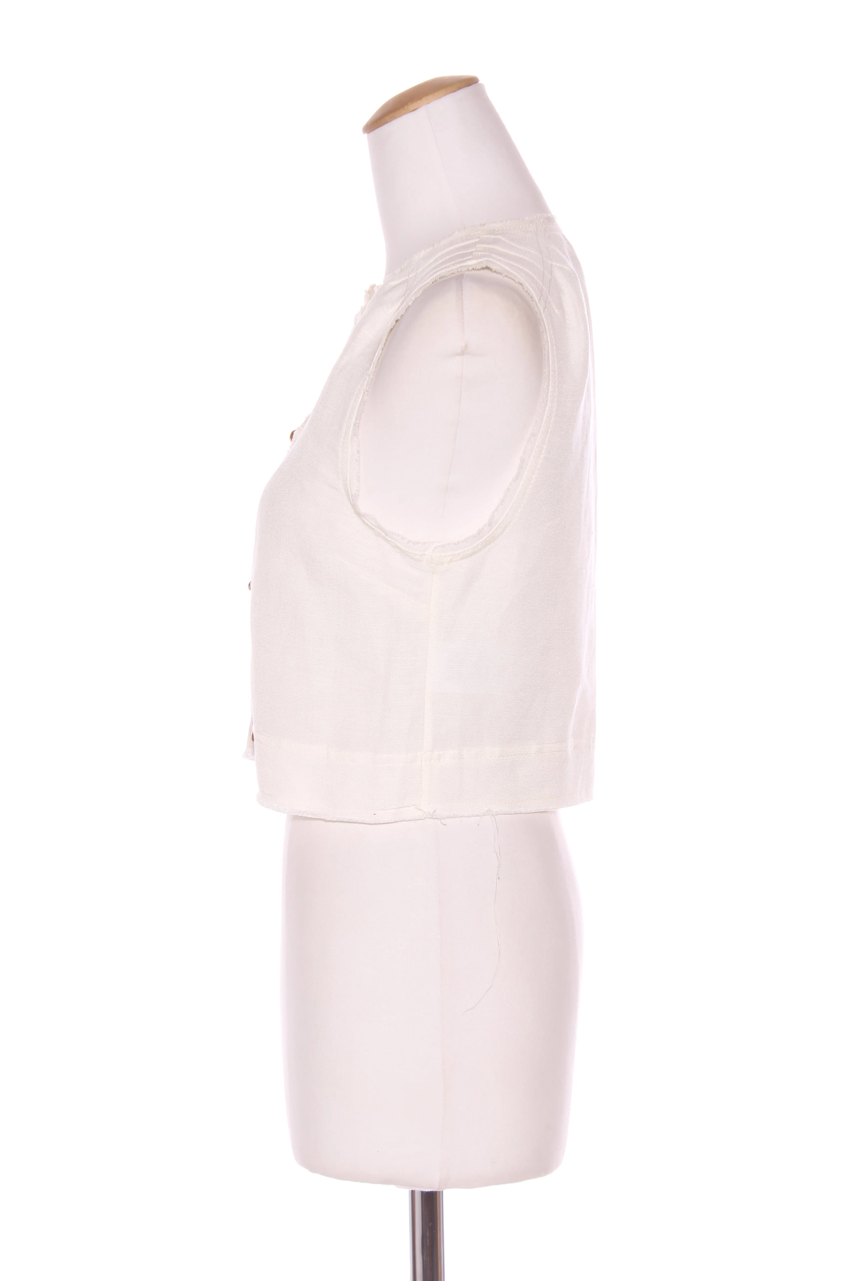 AJE - Linen blend gold button crop vest! 8
