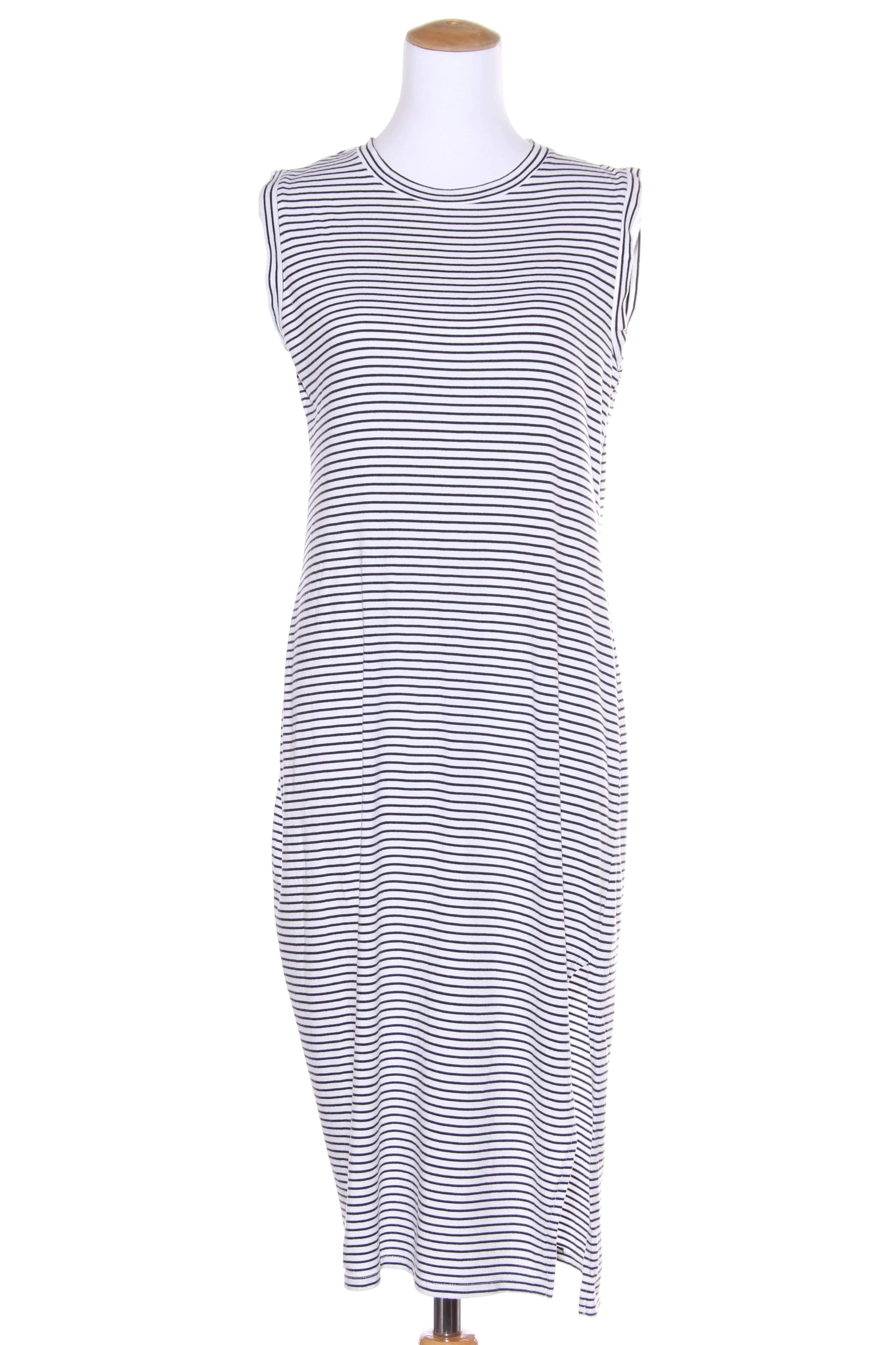 CAPTURE - Stripe midi dress! 8-10