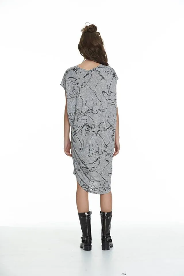 CHARLO "Cats away" dress! 6-8