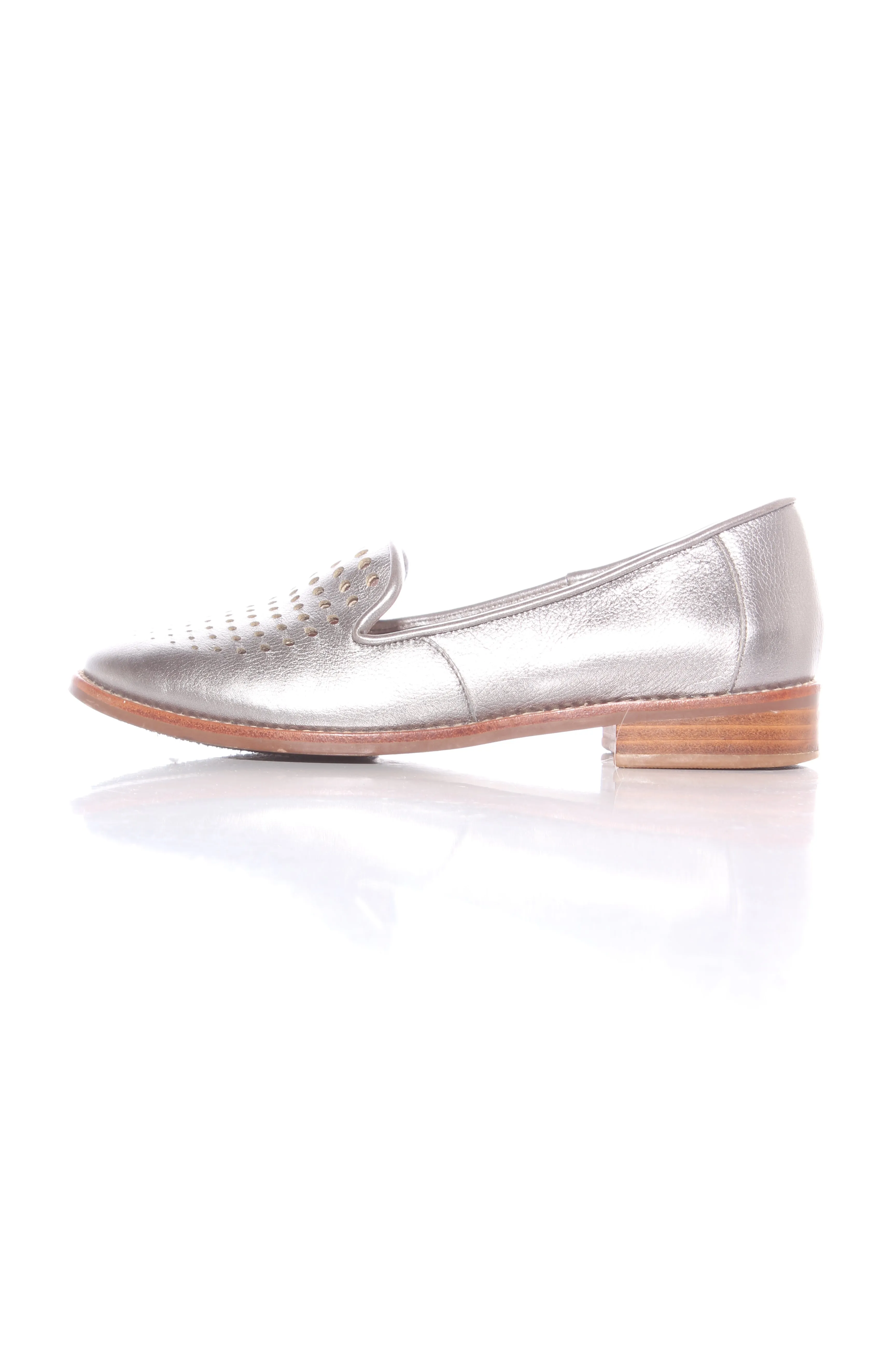 ISABELLA ANSELMI - Pewter perforated leather shoes! 36