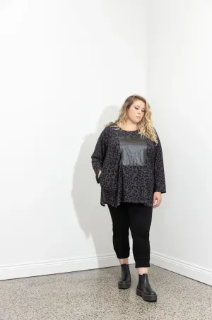 LALA - Leopard tee! 18-20