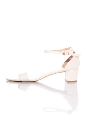 MAHER - Pearlescent white sandals! 41