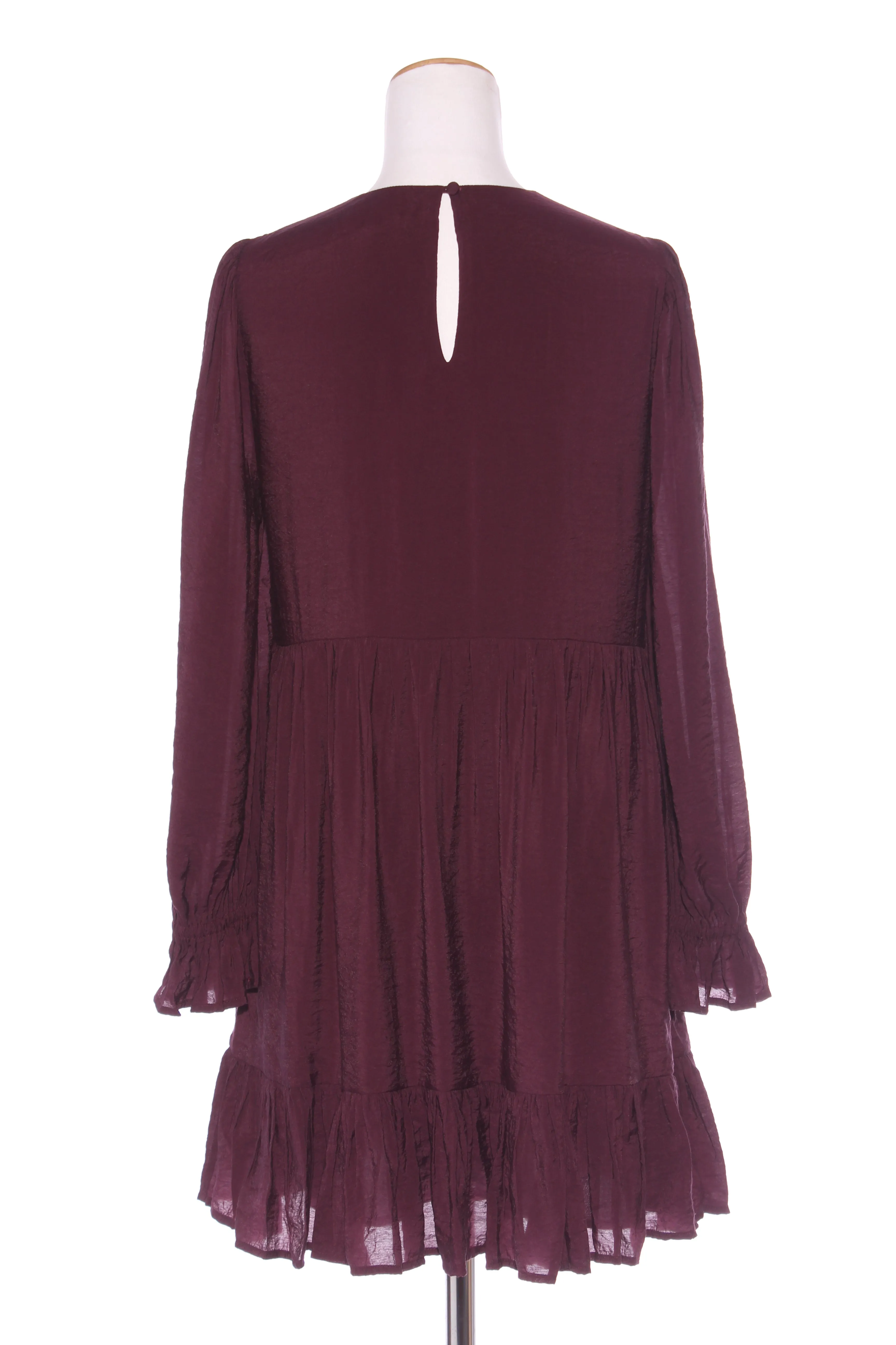MAX - Plum ruffle sleeve dress! 8-12
