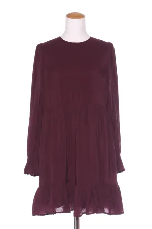 MAX - Plum ruffle sleeve dress! 8-12