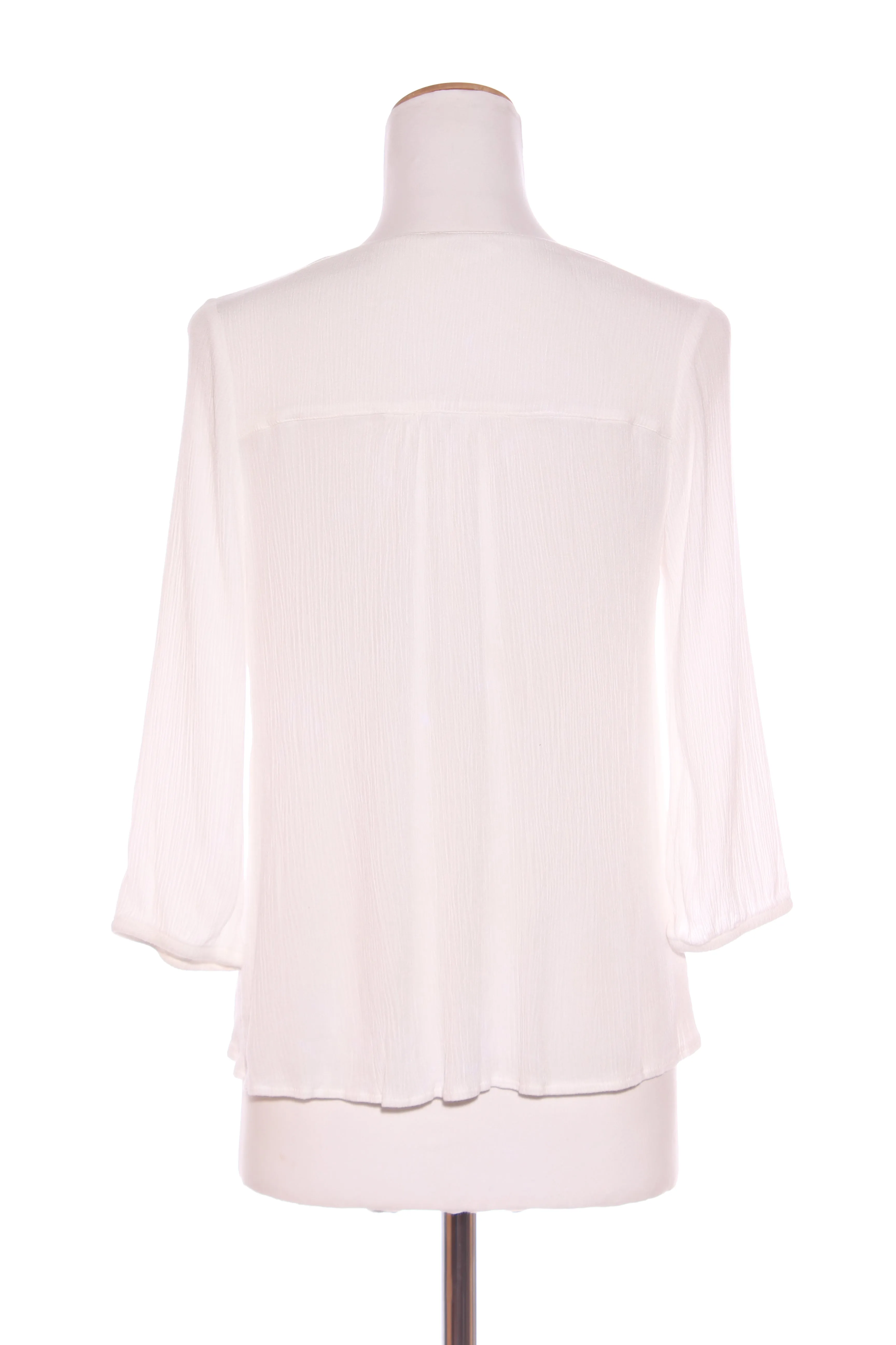 NO ISSUE - Embroidered textured top! 8-10
