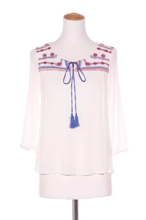 NO ISSUE - Embroidered textured top! 8-10