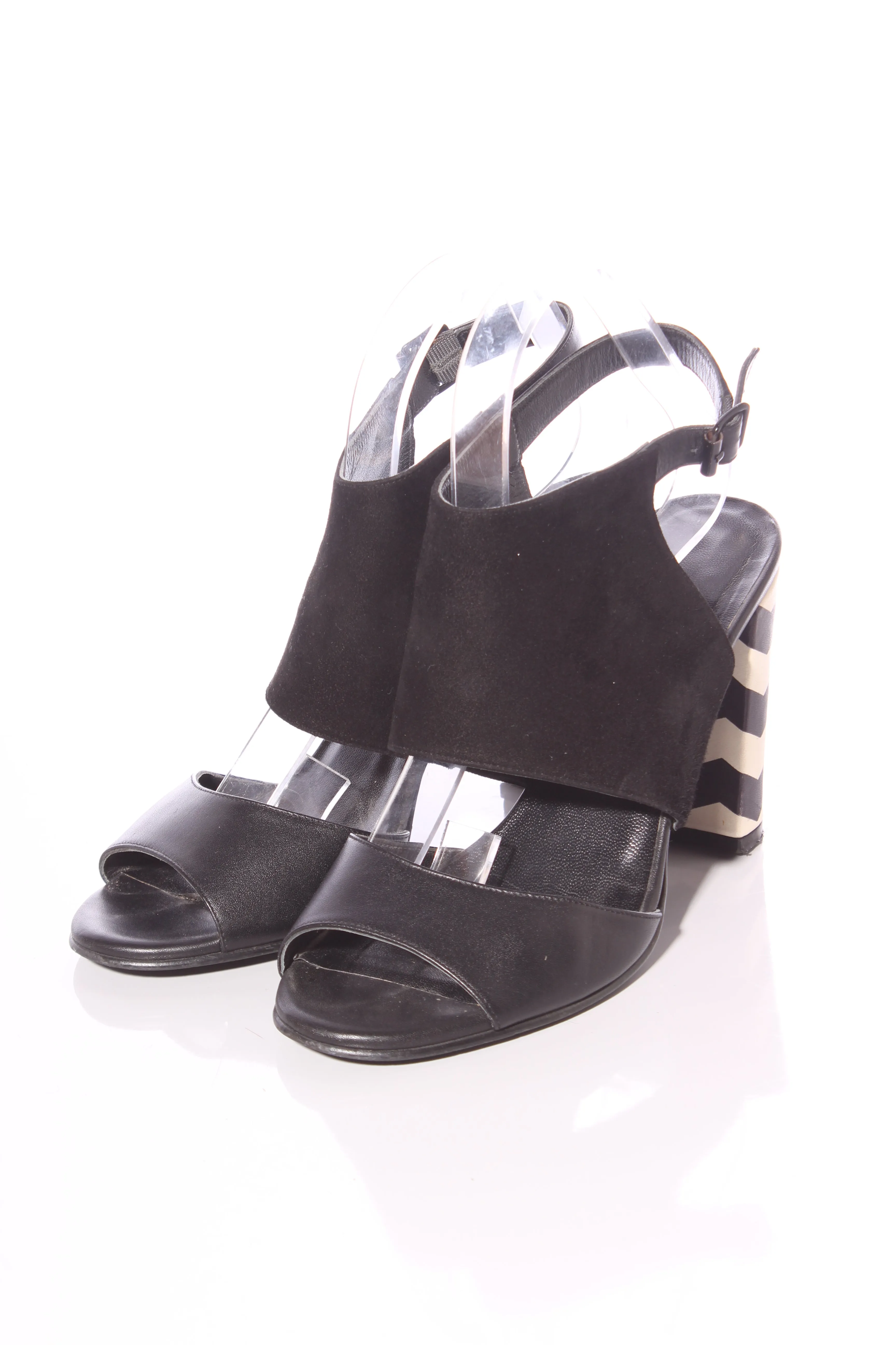 SEMPRE DI - Zigzag block leather heels! 40