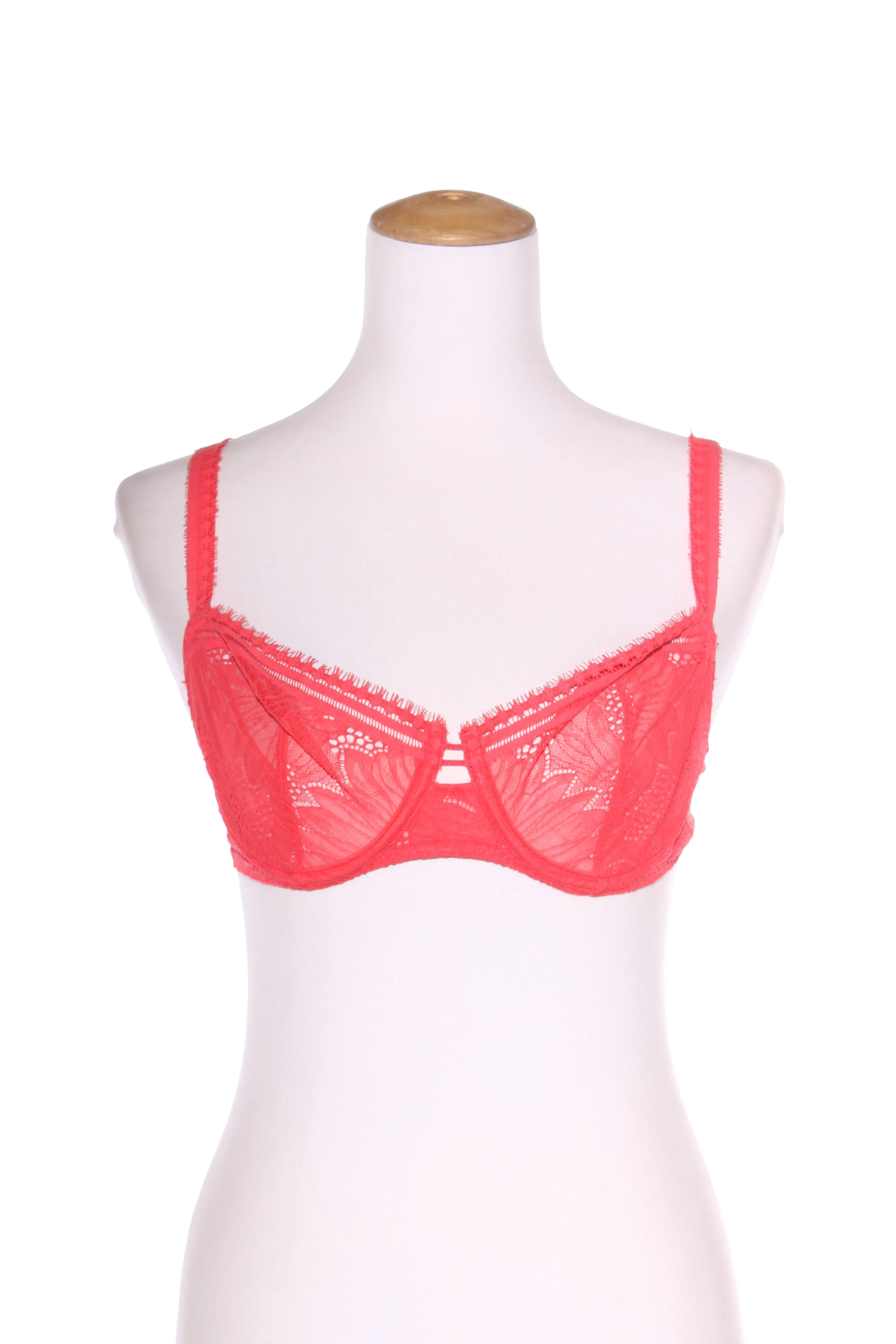 SIMONE PÉLĖLE - Coral lace bra! 10
