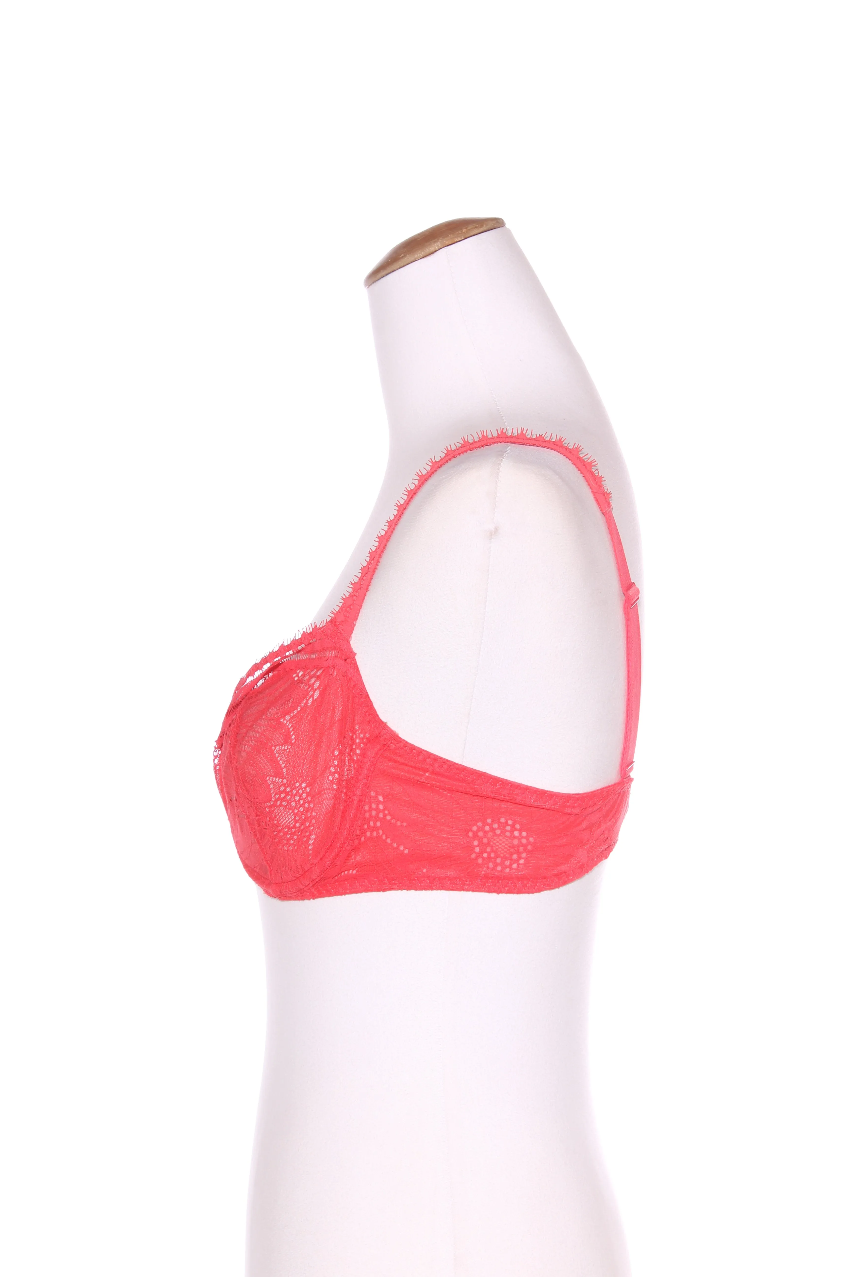 SIMONE PÉLĖLE - Coral lace bra! 10