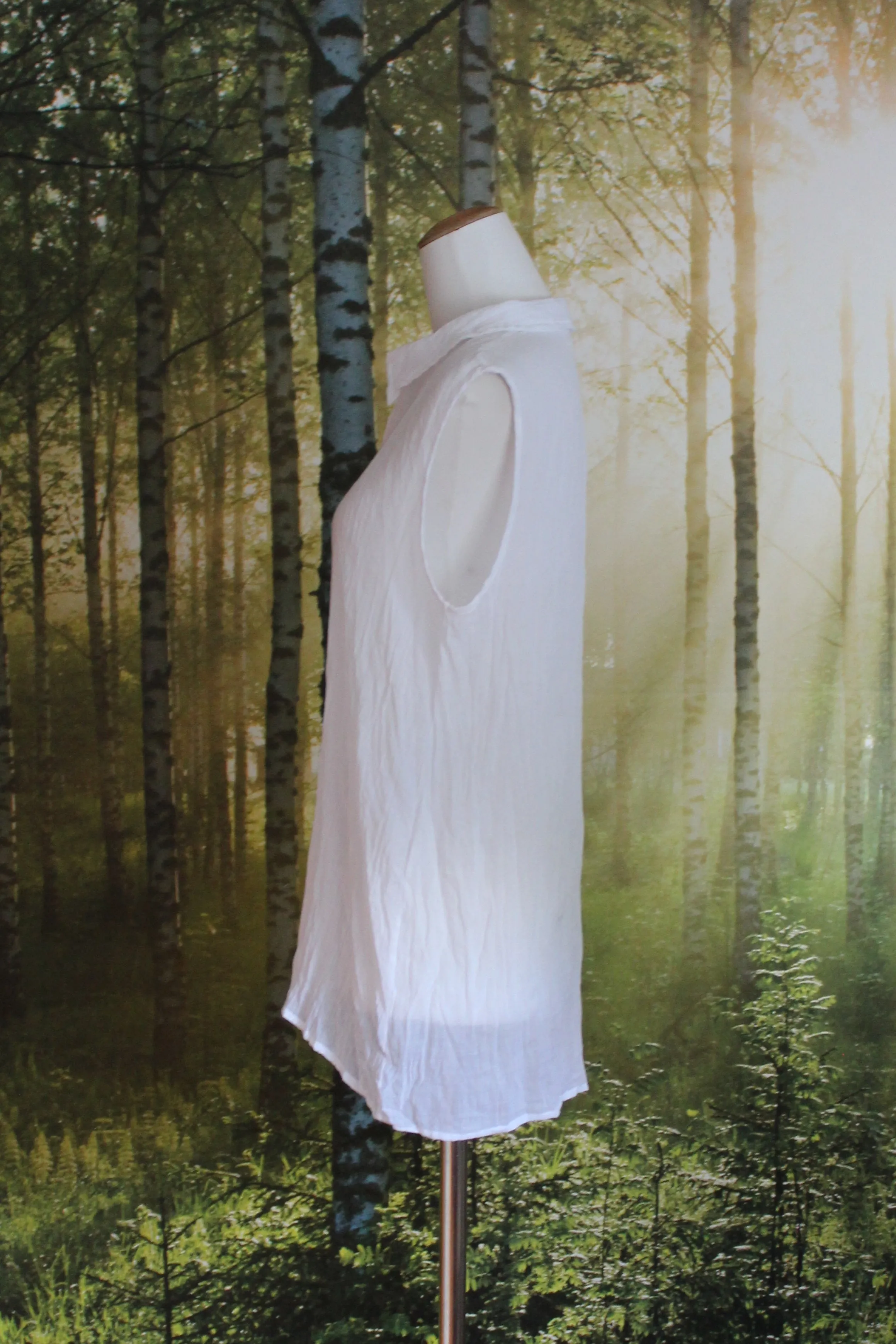THREADZ - Textured cotton voile sleeveless top! 12-14