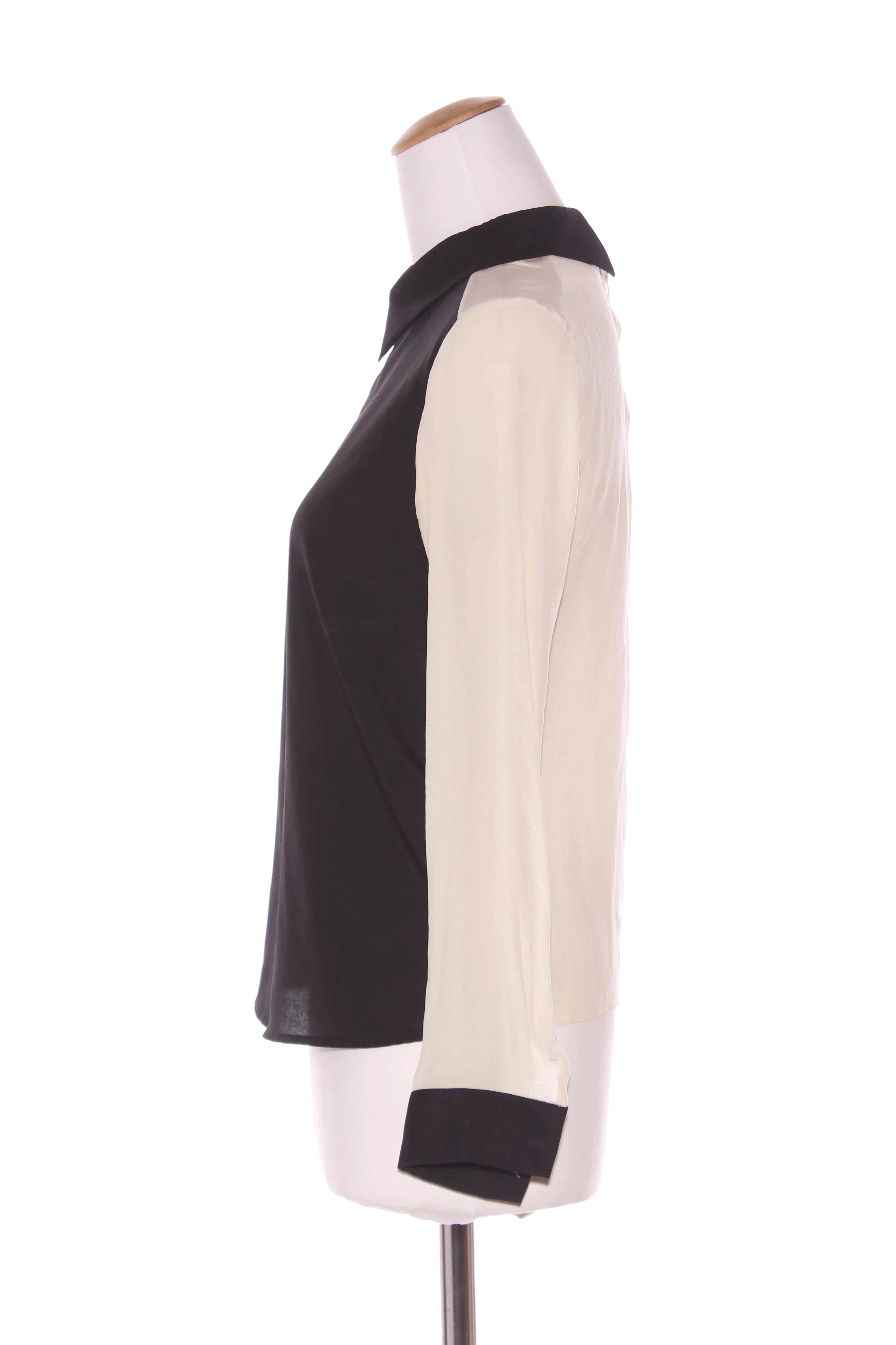 URBAN RENEWAL - Reversible silk panel blouse! 8-10