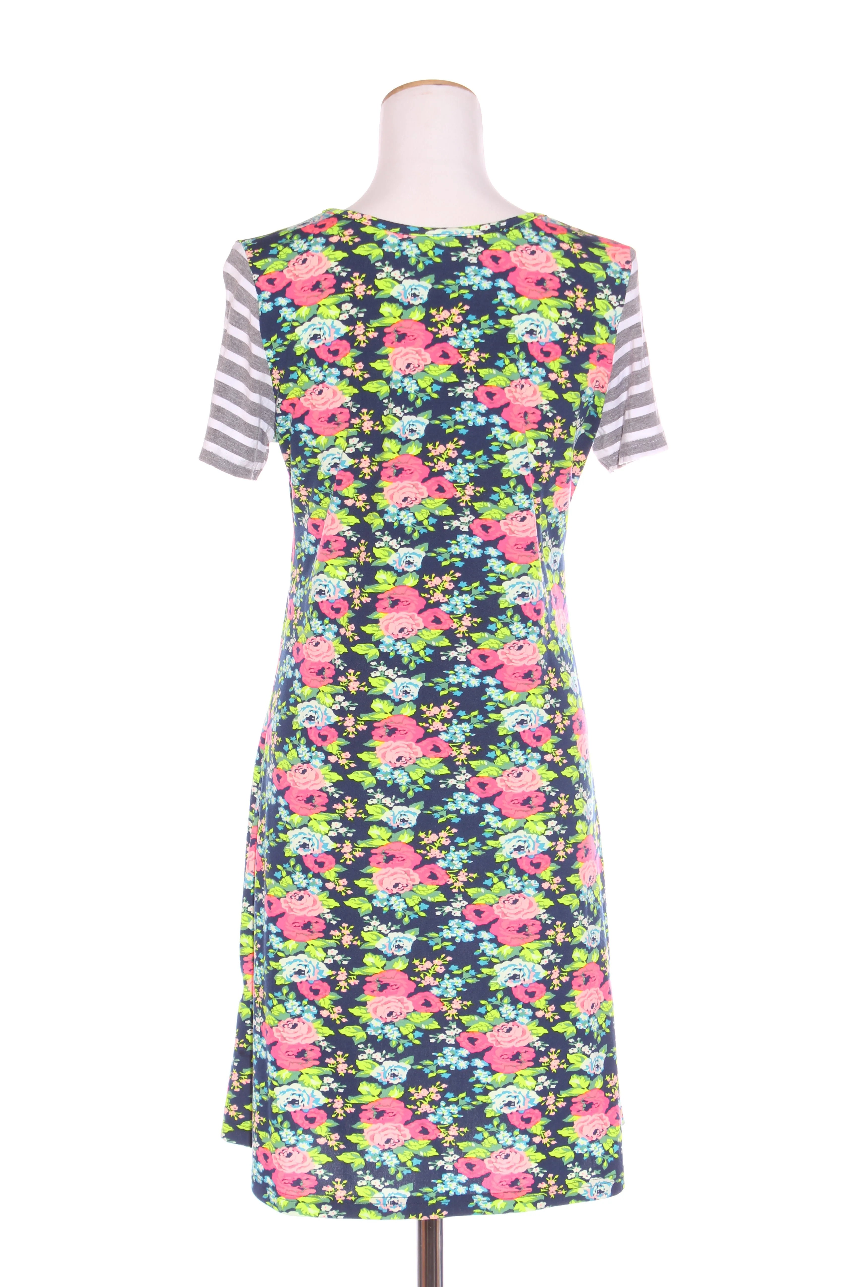 WHITE CHALK (LN) Floral   stripe tee dress! 8